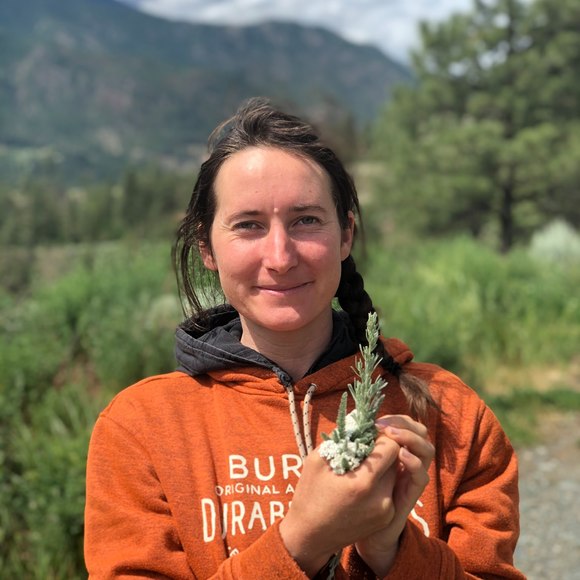 Meet your Posher, Jennifer - Picture 1 of 1